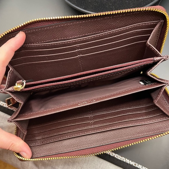 Coach Maroon Wallet - Picture 3 of 3